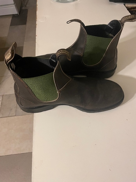 BLUNDSTONE SIZE 11 UK (SIZE 12 USA) BROWN / GREEN TRIM BOOT main image 5
